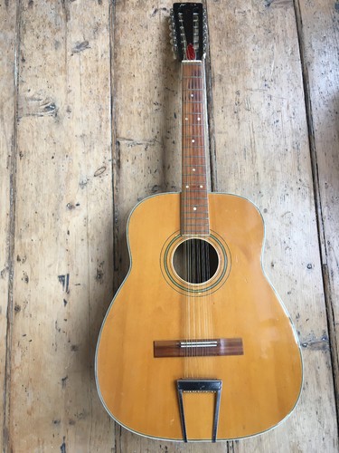 Vintage string guitar - vintage,